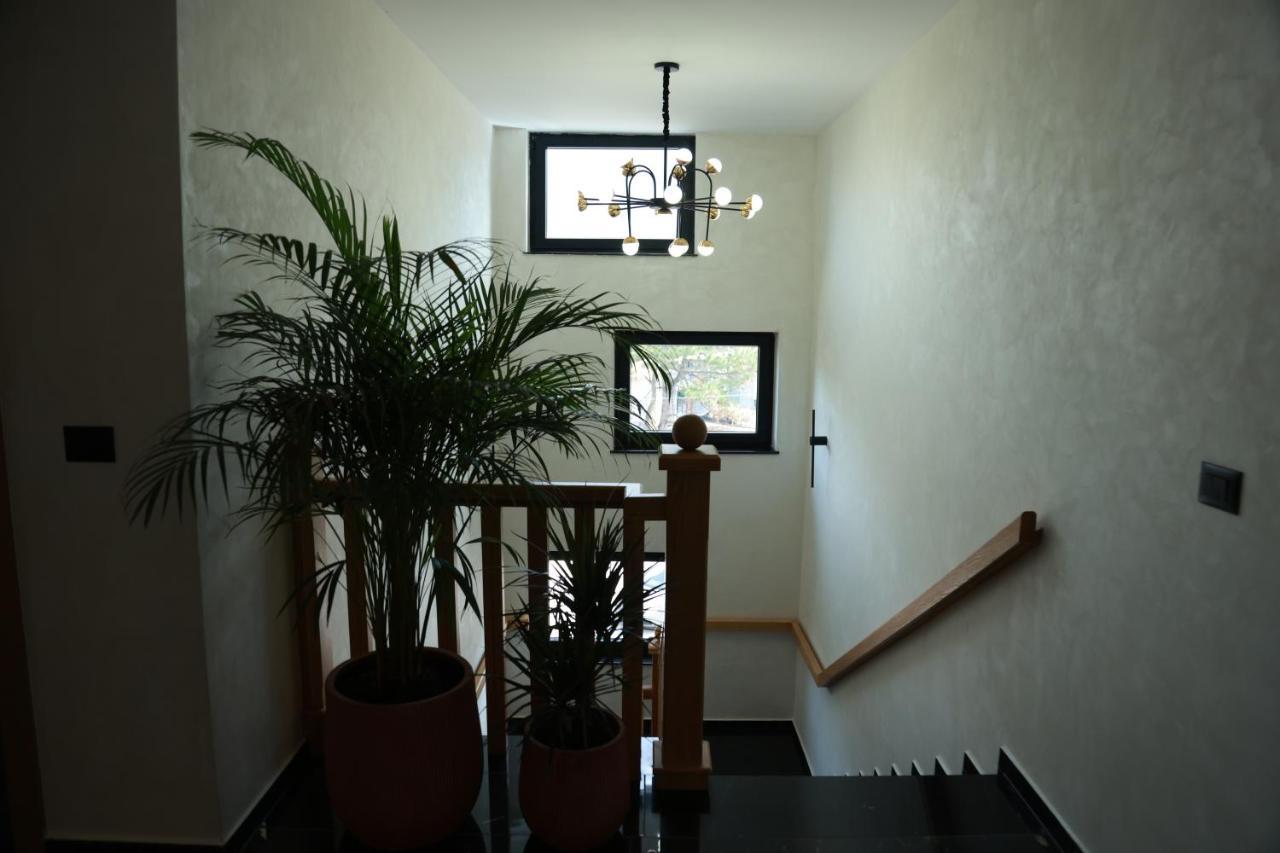 Baz'Hur Boutique Hotel Kukes Esterno foto