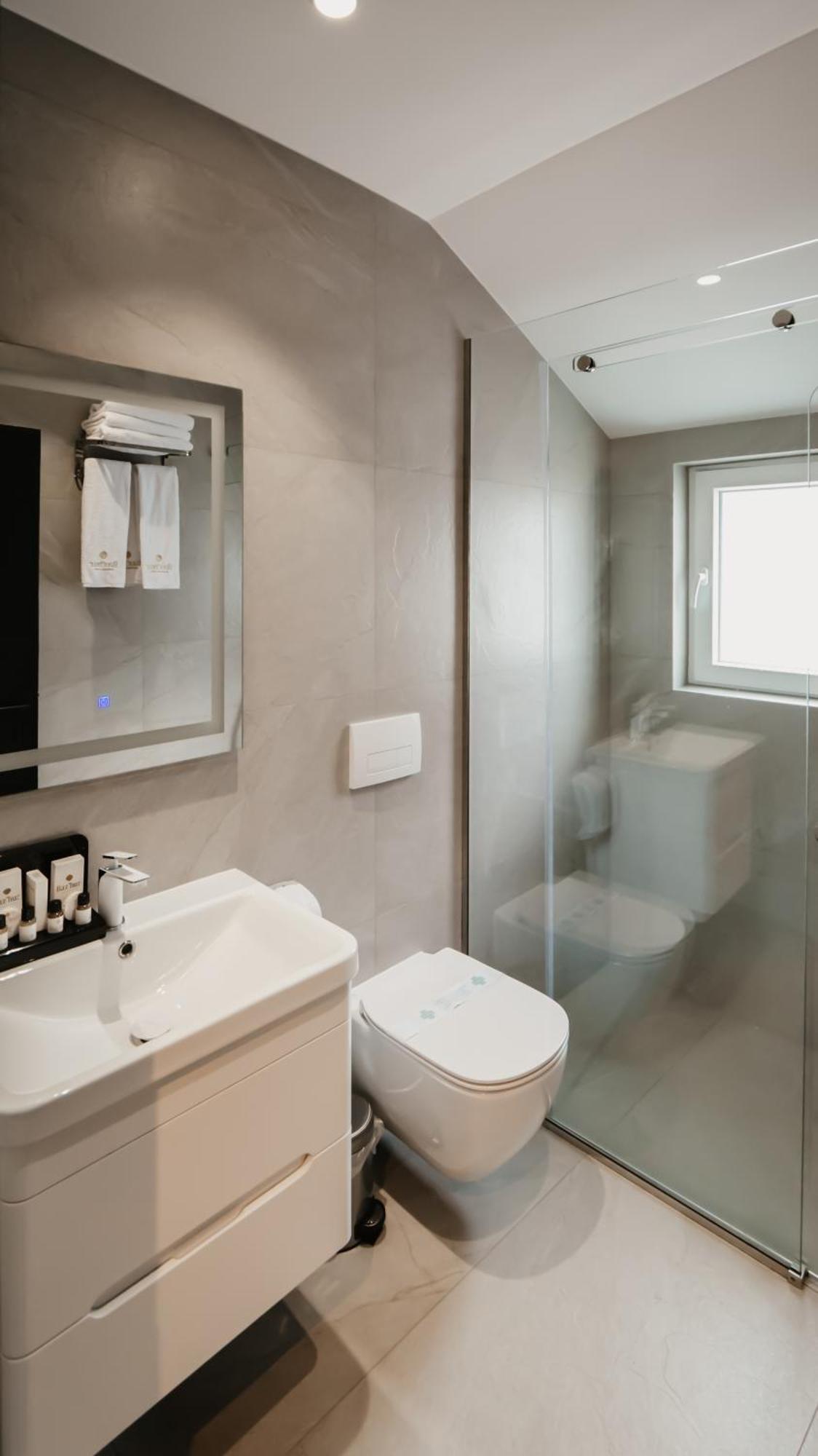 Baz'Hur Boutique Hotel Kukes Esterno foto